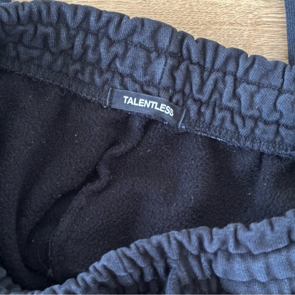 Talentless Heavyweight Jogger - Picture 3 of 4